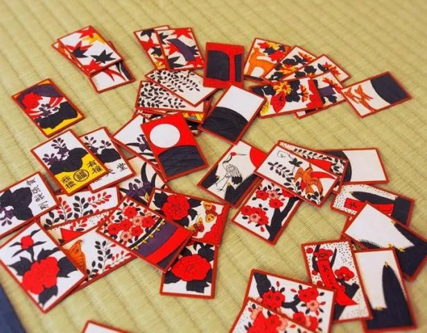 Bài Hanafuda Là Gì? Cách Chơi Bài Này Như Thế Nào? - gocgiaitri.edu.vn