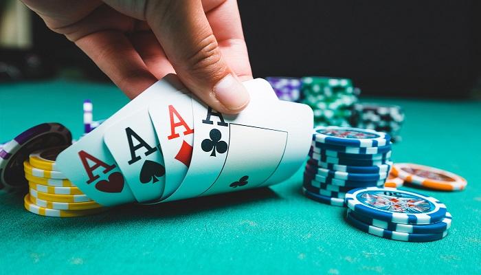 Trong trò chơi đánh bài đổi thưởng - Tên gọi khác của trò chơi Bai Tan là gì?