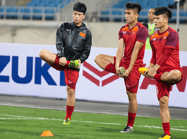 Cách sút bóng bằng mu bàn chân trước như Cr7