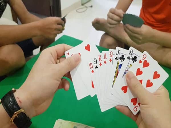 Hướng dẫn chi tiết cách chơi bài câu cá cho người mới bắt đầu
