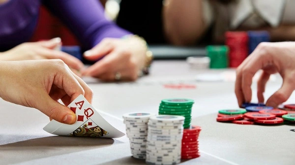 Steal Poker Là Gì? Bật Mí Kinh Nghiệm Chơi Steal Poker