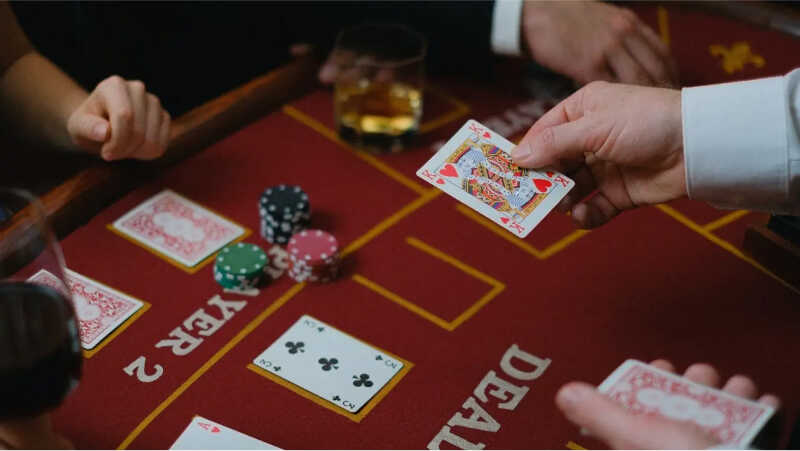 Tính xác suất bắt hòa Baccarat