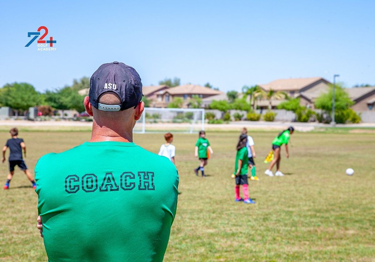 Huấn Luyện Viên Là Gì? Vai Trò Và Lợi Ích Của Huấn Luyện Viên - Rangers Việt Nam