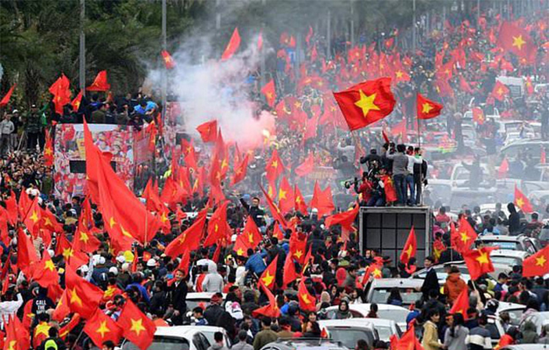 Tinh thần đoàn kết trong bóng đá