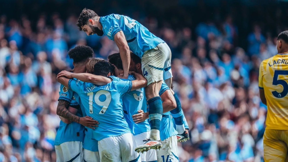 Lội ngược dòng ngoạn mục, Manchester City trở lại Top 4 | Báo Nhân Dân điện  tử
