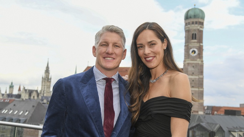 Và cả cuộc sống đáng mơ ước Cầu thủ Bastian Schweinsteiger - Thăng trầm tạo nên vĩ đại