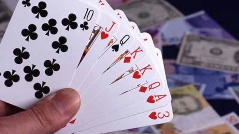 Bài tiến lên miền Nam có thối 2 không? Giải thích luật chơi đầy đủ nhất - Top Game