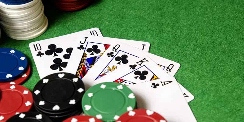Giải đáp thắc mắc về tay bài Thùng trong Poker