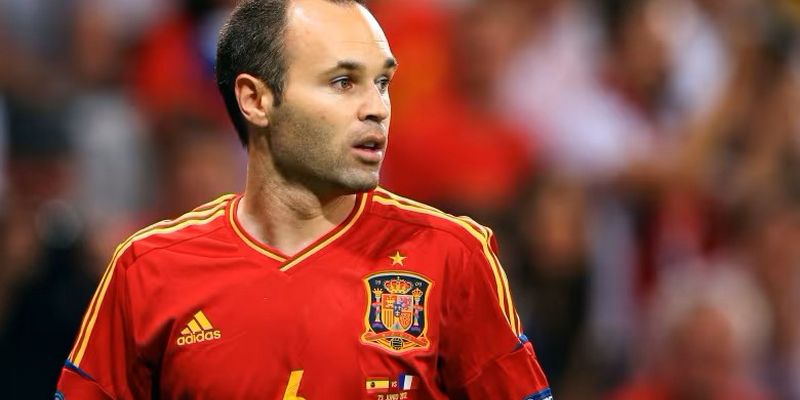 Andrés Iniesta cùng tuyển Tây Ban Nha