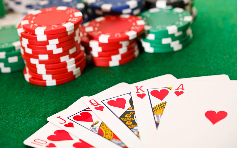 Hà Nội đề nghị tạm dừng công nhận câu lạc bộ thể thao cơ sở đối với môn Poker | Vietnam+ (VietnamPlus)
