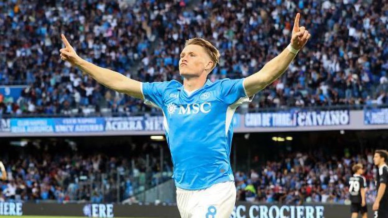 Vấn đề của quỷ đỏ Cầu thủ Scott McTominay - Người mang nỗi buồn cho MU