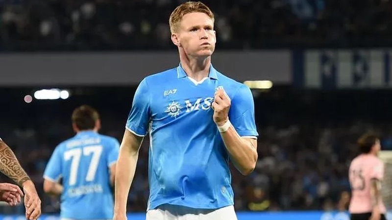 Nhưng hiện tại anh không còn chơi cho MU Cầu thủ Scott McTominay - Người mang nỗi buồn cho MU